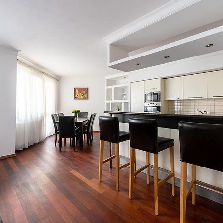 Bukowinska 12 Prywatne Mieszkanie 80M2 Z Dwiema Sypialniami I Balkonem 2X Bezplatne Miejsca Parkingowe Samodzielne Zameldowanie! Private Garage! Self Check-In System! Warsaw Luaran gambar